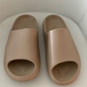 New Beige Slides